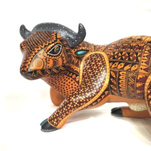 Alebrije Toro volteando de lidia chico #5
